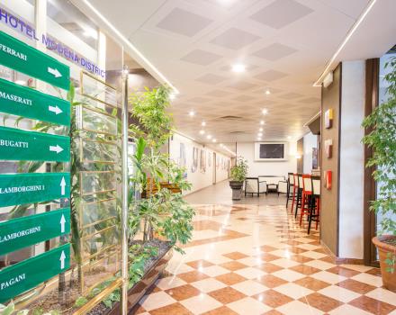 Bar and meeting rooms corridor