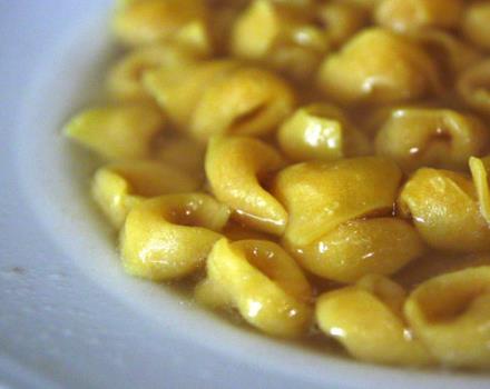 Il famoso tortellino in brodo tipico emiliano lo puoi trovare al Best estern Hotel Modena District