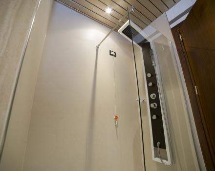 shower detail