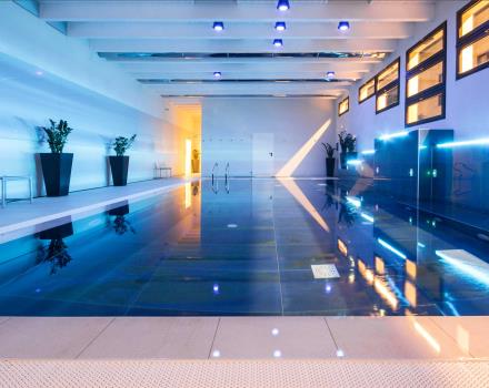 Swimming pool - best western Modena District