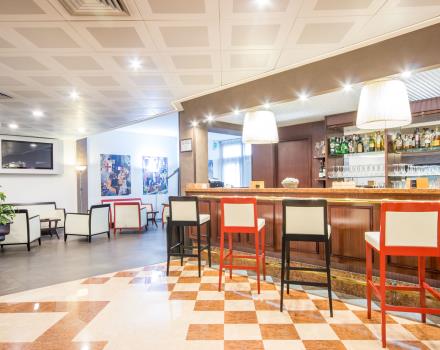 lounge bar